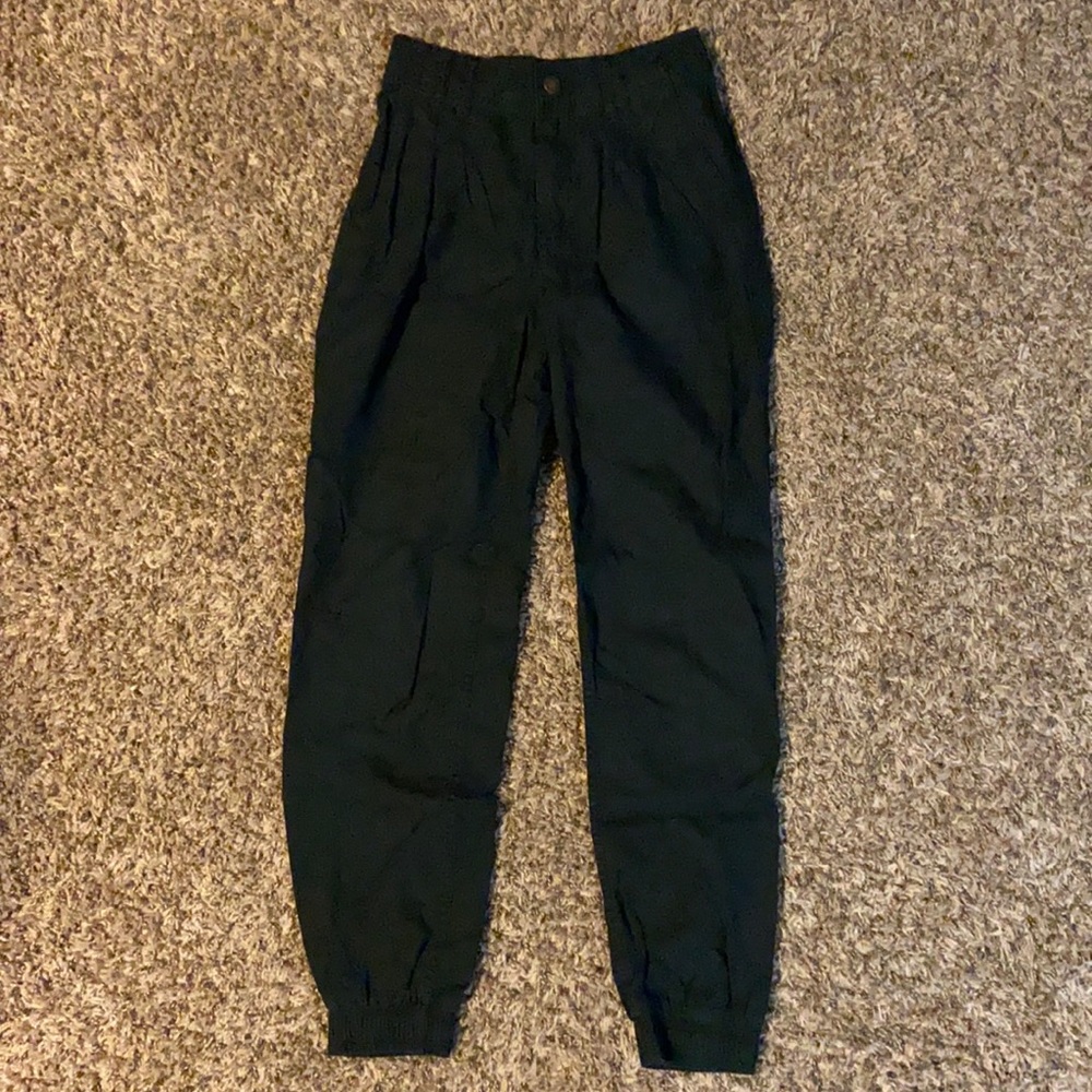 women’s pants